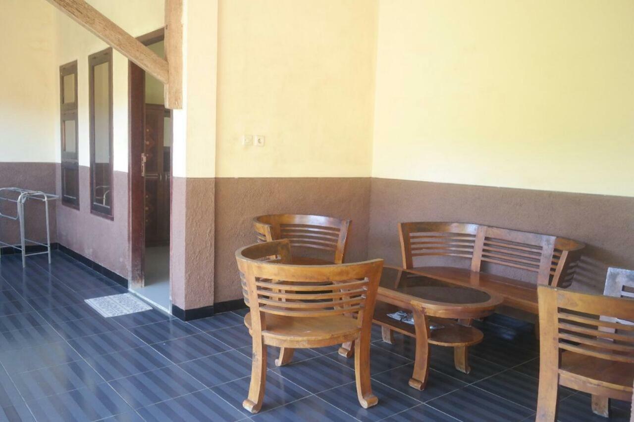 Apartamento Harrys Oceanhouse 2 Pacitan Exterior foto
