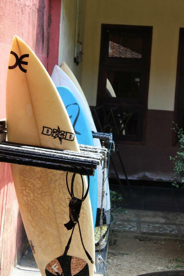 Apartamento Harrys Oceanhouse 2 Pacitan Exterior foto
