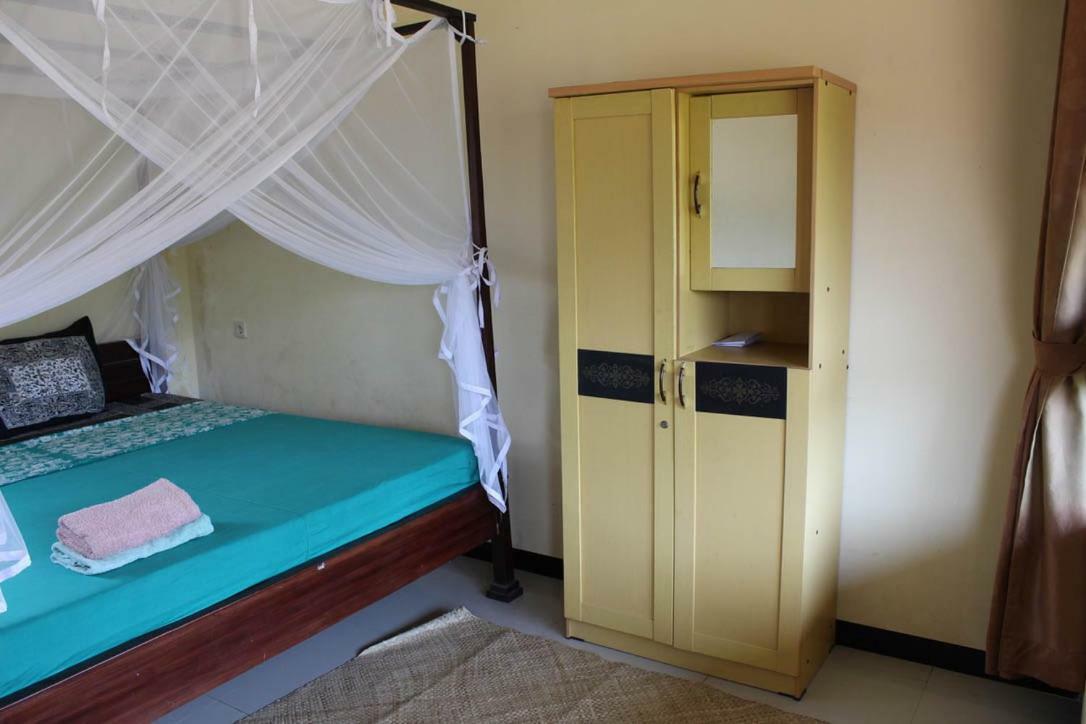 Apartamento Harrys Oceanhouse 2 Pacitan Exterior foto