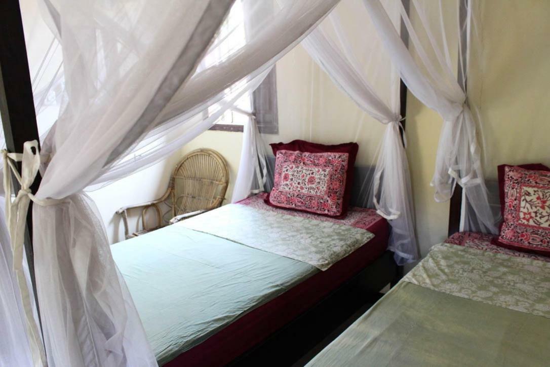 Apartamento Harrys Oceanhouse 2 Pacitan Exterior foto